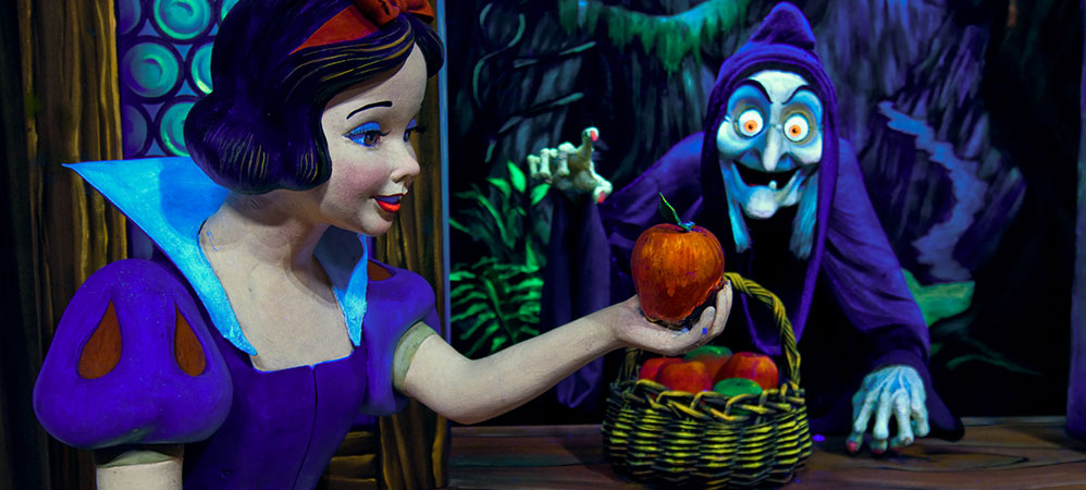 Snow White's Scary Adventures