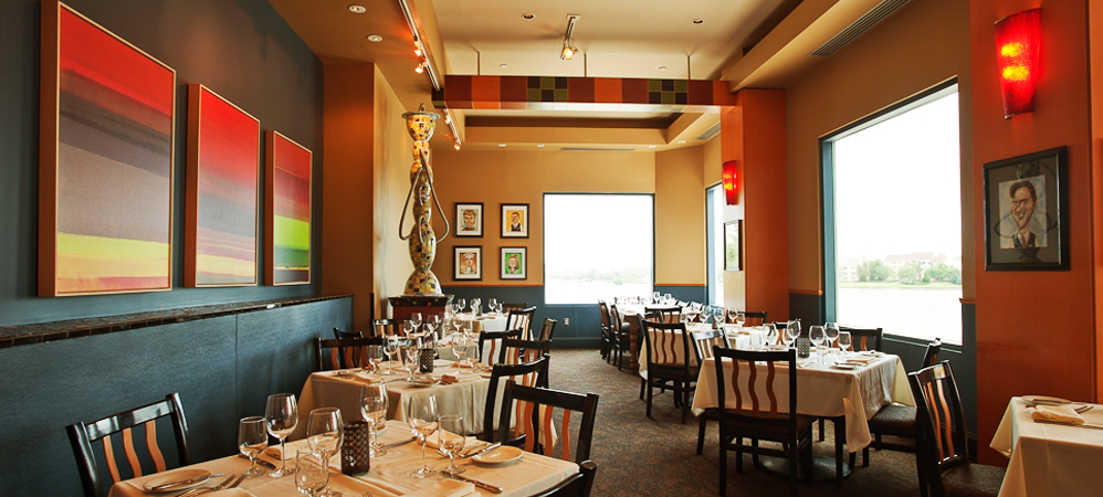 Wolfgang Puck Dining Room