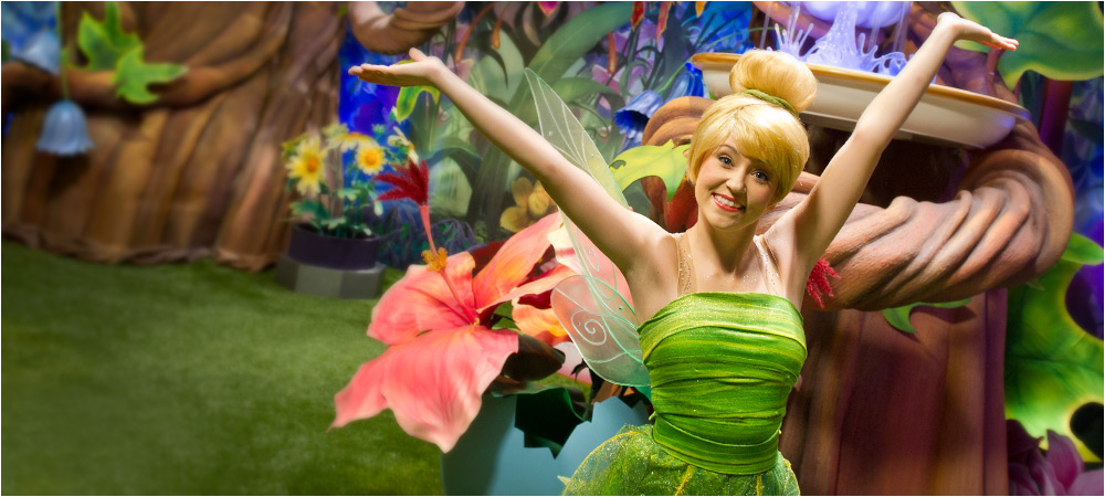 Character Greetings Around Magic Kingdom Theme Park